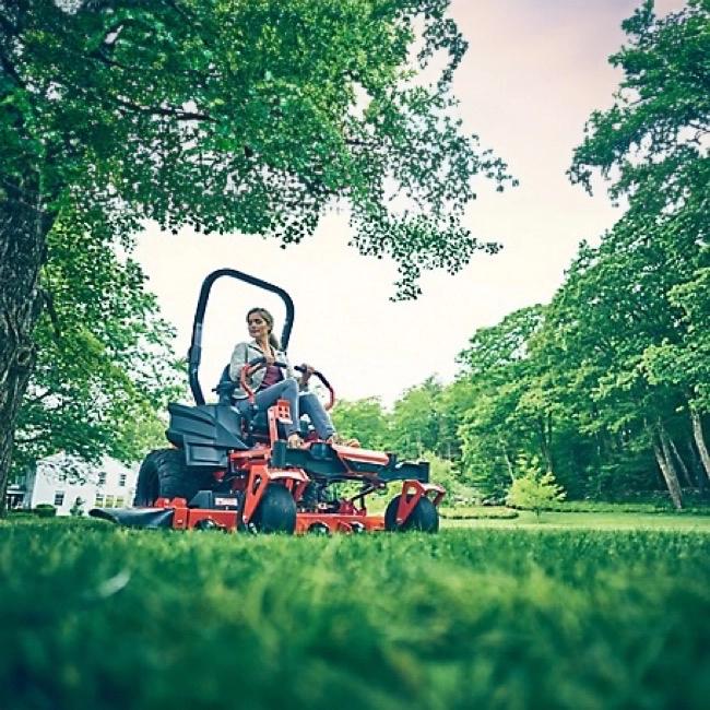 Zero Turn Residential hover
